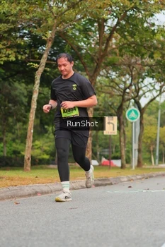 Runner Photo 5673944