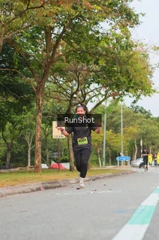 Runner Photo 5673946