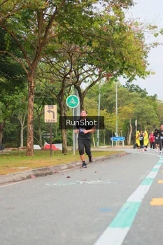 Runner Photo 5673951