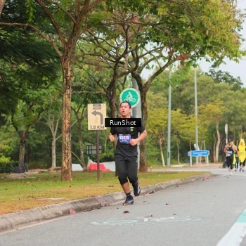 Runner Photo 5673957