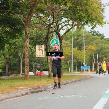 Runner Photo 5673959