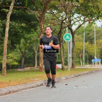 Runner Photo 5673970