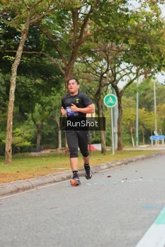 Runner Photo 5673973