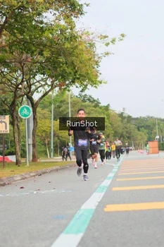 Runner Photo 5673976