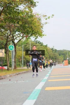 Runner Photo 5673979
