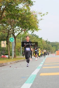 Runner Photo 5673981