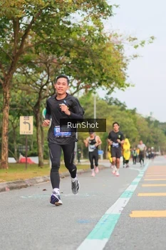 Runner Photo 5673983