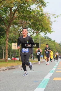 Runner Photo 5673985