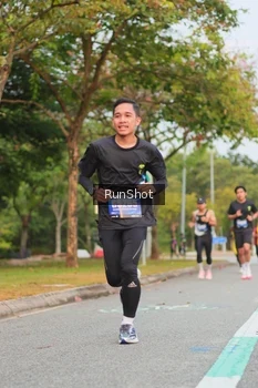 Runner Photo 5673986