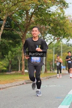 Runner Photo 5673995