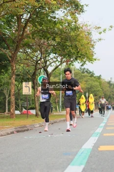 Runner Photo 5673998