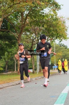 Runner Photo 5674010