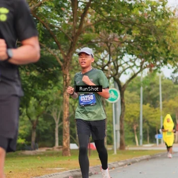 Runner Photo 5674017