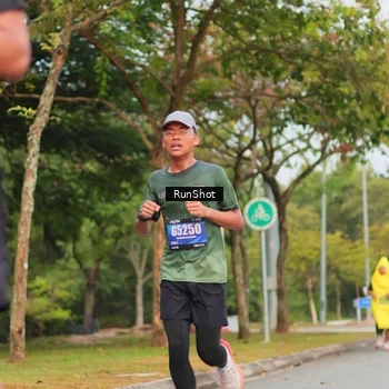 Runner Photo 5674020