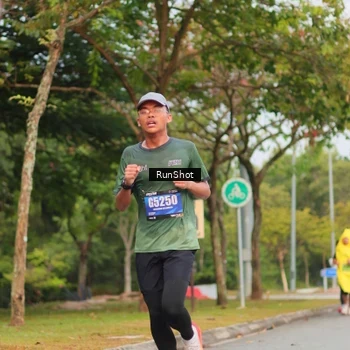 Runner Photo 5674021