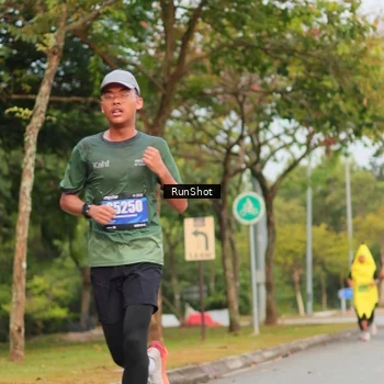 Runner Photo 5674022
