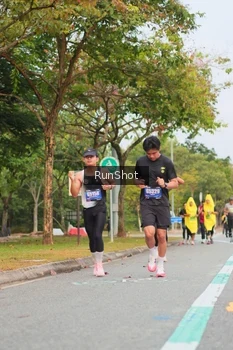 Runner Photo 5674036