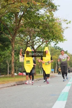 Runner Photo 5674046