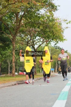 Runner Photo 5674049