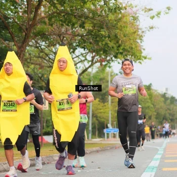 Runner Photo 5674066