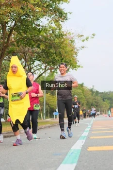 Runner Photo 5674071