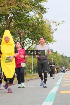 Runner Photo 5674073