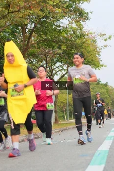 Runner Photo 5674074