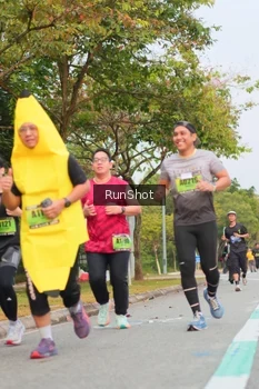 Runner Photo 5674075