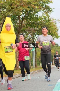Runner Photo 5674076