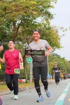 Runner Photo 5674081