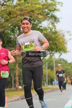 Runner Photo 5674086