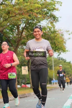 Runner Photo 5674089
