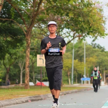 Runner Photo 5674096