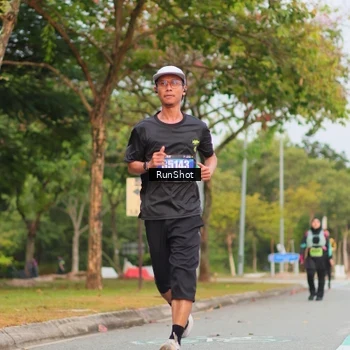 Runner Photo 5674097