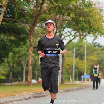 Runner Photo 5674098