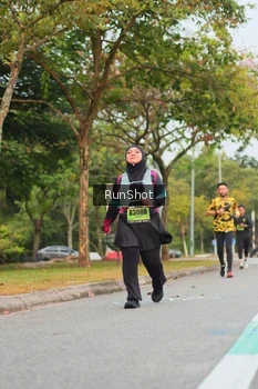 Runner Photo 5674122