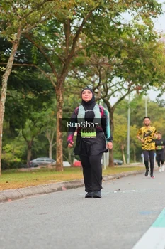 Runner Photo 5674124