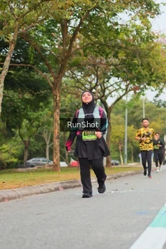 Runner Photo 5674127