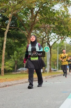 Runner Photo 5674133