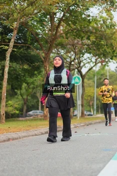 Runner Photo 5674137