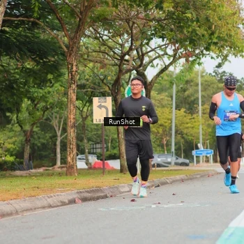 Runner Photo 5674154