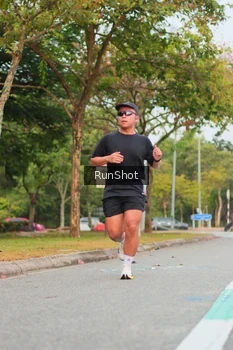 Runner Photo 5674177