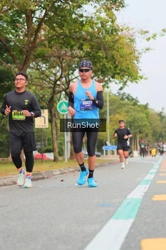 Runner Photo 5674179