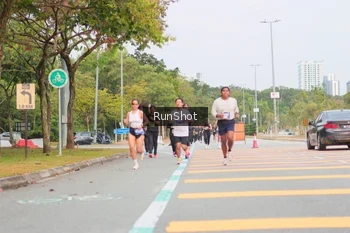 Runner Photo 5674188