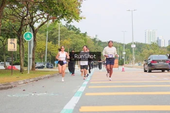 Runner Photo 5674194