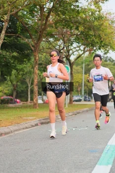 Runner Photo 5674214