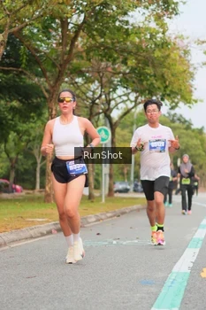 Runner Photo 5674218