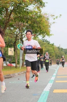 Runner Photo 5674221