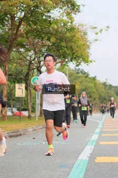 Runner Photo 5674222