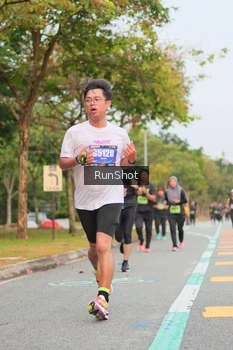 Runner Photo 5674226